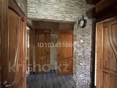 2-комнатная квартира · 62 м² · 2/5 этаж, мкр Сайрам , Еримбетова 32б — Возле №65 школы за 180 000 ₸ в Шымкенте, Аль-Фарабийский р-н