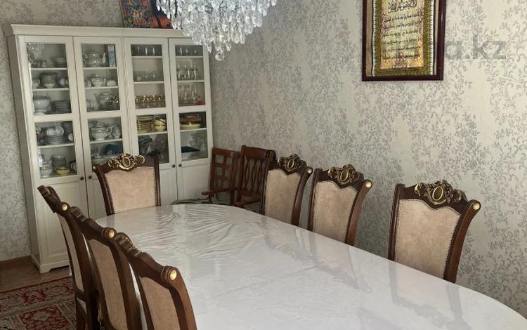 4-комнатная квартира · 90 м² · 5/5 этаж, 13-й мкр 46 за 19 млн ₸ в Актау — фото 2