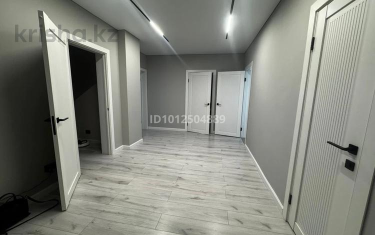 3-бөлмелі пәтер · 130 м² · 16/18 қабат, мкр Юго-Восток, Шахтеров 60, бағасы: 43.9 млн ₸ в Караганде, Казыбек би р-н — фото 2
