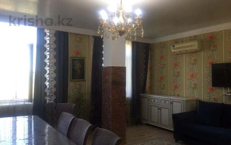 3-комнатная квартира, 83 м², 4/5 этаж, Газизы Жубановой за 25.5 млн 〒 в Актобе — фото 2
