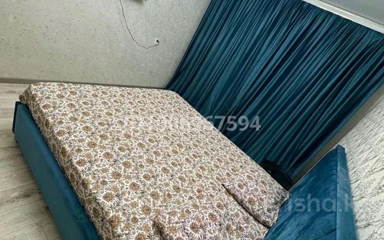 1-комнатная квартира · 34 м² · 2/5 этаж, мкр 8 за 10 000 〒 в Актобе — фото 7