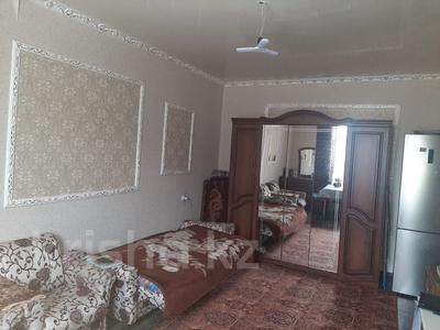 1-комнатная квартира, 36 м², 2/3 этаж, Казахстанская за 5.3 млн 〒 в Темиртау