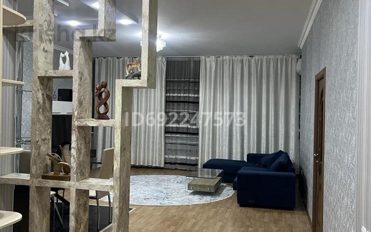 2-комнатная квартира, 80 м², 11/14 этаж помесячно, Кунаева 42 — Банк Al hilal bank за 300 000 〒 в Шымкенте, Абайский р-н — фото 2