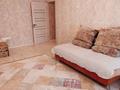 2-комнатная квартира · 52 м² · 2/9 этаж, Майкудук, Майкудук, 11а микрорайон за 10 000 ₸ в Караганде, Алихана Бокейханова р-н — фото 2