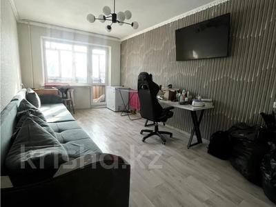 2-комнатная квартира · 44 м² · 2/5 этаж, Майкудук, 16й микрорайон 3 за 9.5 млн ₸ в Караганде, Алихана Бокейханова р-н