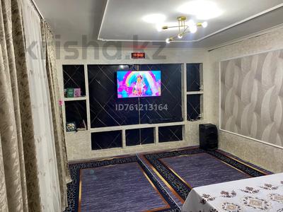 Үйдің бір бөлігі · 3 бөлме · 40 м² · 5.5 жүзд., Карасай батыр 84б, бағасы: 17 млн ₸ в Береке