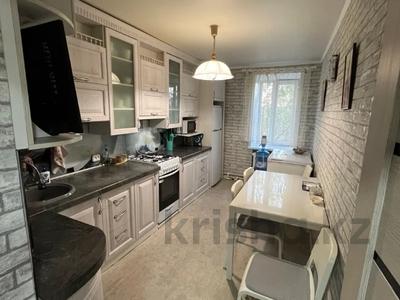 4-комнатная квартира · 79.3 м² · 5/5 этаж, Майкудук, 18й микрорайон 7 за 22.7 млн ₸ в Караганде, Алихана Бокейханова р-н