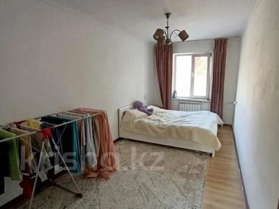 3-комнатная квартира · 57 м² · 3/5 этаж, мкр Аксай-1 21 за 34 млн ₸ в Алматы, Ауэзовский р-н