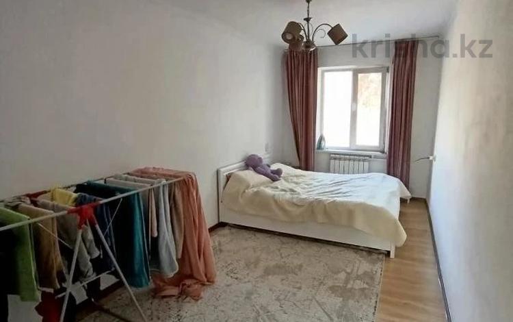 3-комнатная квартира · 57 м² · 3/5 этаж, мкр Аксай-1 21 за 34 млн ₸ в Алматы, Ауэзовский р-н — фото 2