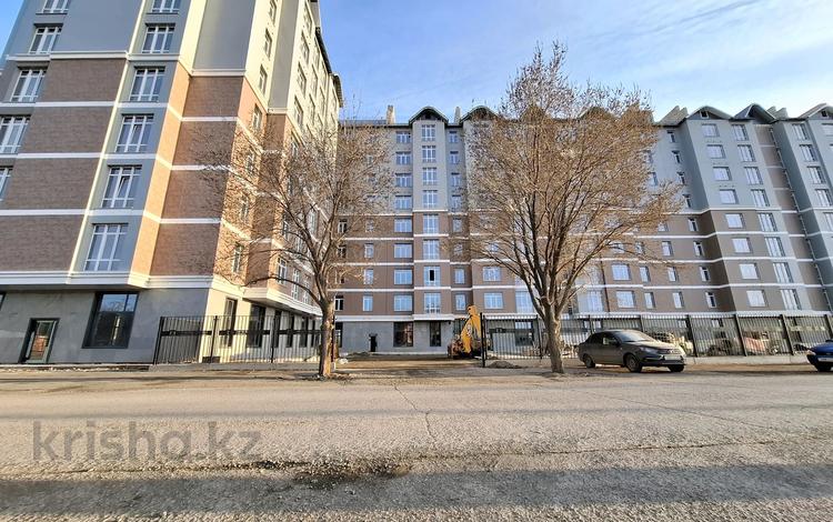 2-комнатная квартира · 75 м² · 3/9 этаж, мкр Ак Шагала, Жалена Тулепова 17Б за 32 млн ₸ в Атырау — фото 2
