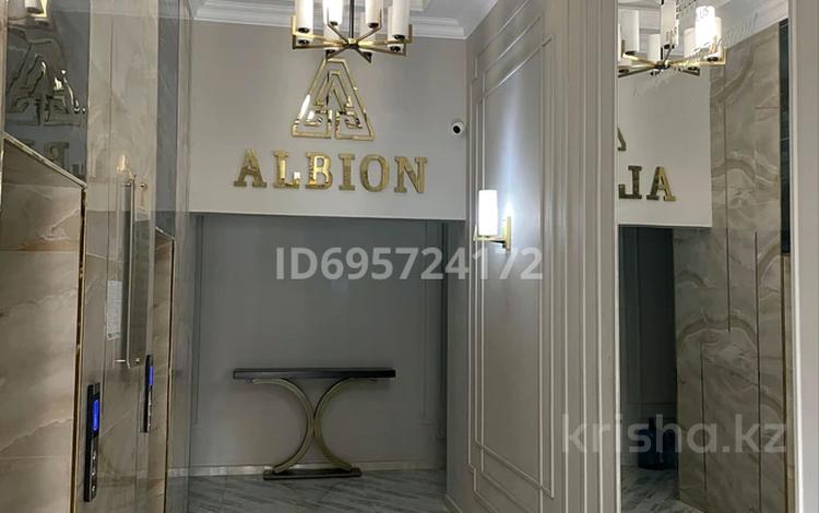 2-бөлмелі пәтер · 56 м² · 10 қабат, 19-ш/а. 28 — Альбион, бағасы: 17 000 ₸ в Актау, 19-й мкр — фото 2