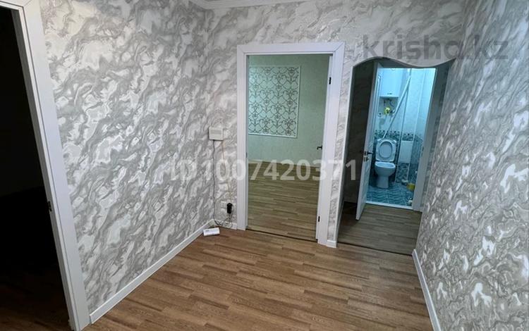 3-комнатная квартира · 70 м² · 6/9 этаж, Авиагородок 24 за 21 млн ₸ в Актобе, мкр Авиагородок — фото 2