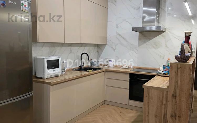 2-бөлмелі пәтер · 50 м² · 15/22 қабат, Достык 160, бағасы: 25 000 ₸ в Алматы, Медеуский р-н — фото 2