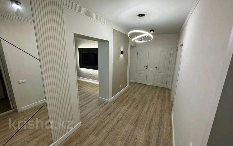 3-бөлмелі пәтер, 80 м², 1/9 қабат, Абылай Хана 1/3, бағасы: 30.5 млн 〒 в Кокшетау — фото 2