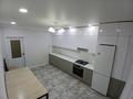 2-комнатная квартира · 80 м² · 9/9 этаж, мкр. Алтын орда 25 г за 235 000 ₸ в Актобе — фото 13