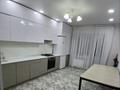 2-комнатная квартира · 80 м² · 9/9 этаж, мкр. Алтын орда 25 г за 235 000 ₸ в Актобе — фото 14