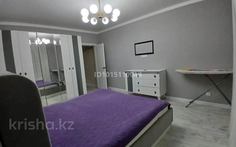 2-комнатная квартира · 80 м² · 9/9 этаж, мкр. Алтын орда 25 г за 235 000 ₸ в Актобе — фото 7