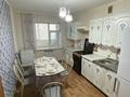 3-комнатная квартира · 80 м² · 3/5 этаж, мкр. Зачаганск пгт, Азербайджанская 50 — Алтын ұя ресторан қасы за 26 млн ₸ в Уральске