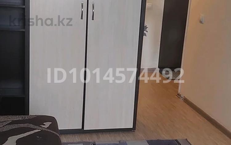 2-комнатная квартира · 42 м², мкр №8 4 за 300 000 ₸ в Алматы, Ауэзовский р-н — фото 2