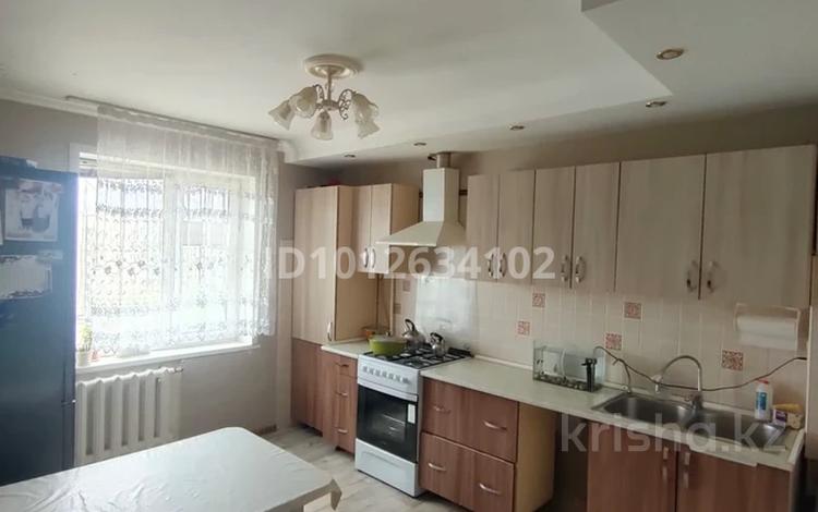 3-бөлмелі пәтер · 67.6 м² · 9/9 қабат, мкр 12 25, бағасы: 21 млн ₸ в Актобе — фото 2