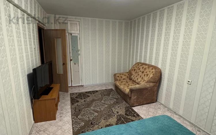 1-комнатная квартира · 30.2 м² · 2/5 этаж, пр. Абая 5/1 за 12.3 млн ₸ в Усть-Каменогорске — фото 5