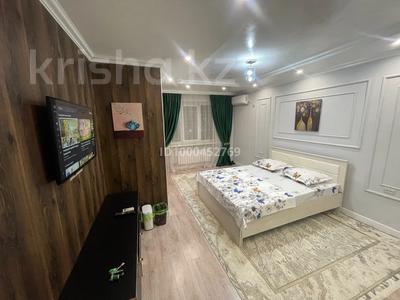 1-комнатная квартира · 40 м² · 4/5 этаж, Абая 50 — В районе Универсама за 15 000 〒 в 