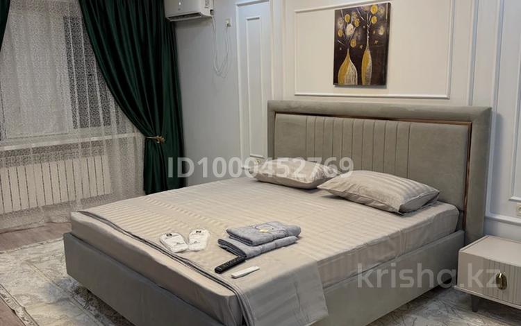 1-комнатная квартира · 40 м² · 4/5 этаж, Абая 50 — В районе Универсама за 18 000 ₸ в  — фото 9