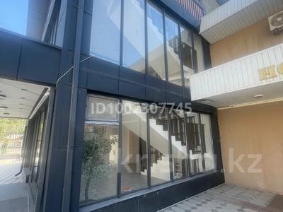 Свободное назначение, офисы, магазины и бутики, общепит, салоны красоты, бани, гостиницы и зоны отдыха, фитнес и спорт, медцентры и аптеки, образование, развлечения, конференц-залы, кабинеты и рабочие места, студии · 602.1 м² за ~ 2.3 млн 〒 в Таразе