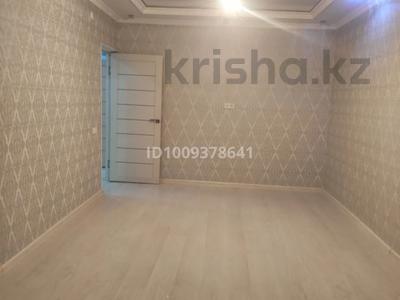 2-комнатная квартира · 60 м² · 2/3 этаж, 4-й микрорайон, 4-й микрорайон 19 — 78 школа за 24 млн ₸ в Шымкенте, Туран р-н