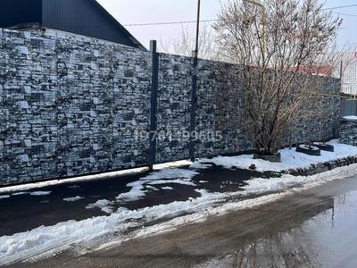 Отдельный дом · 3 комнаты · 70 м² · 10 сот., мкр Алгабас, Естемесова 30А за 50 млн ₸ в Алматы, Алатауский р-н