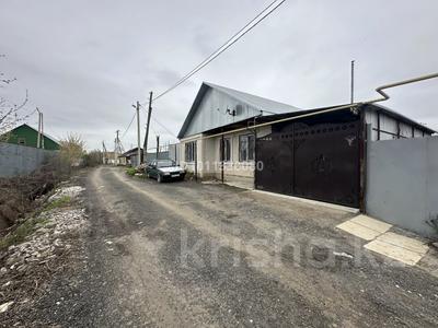 Жеке үй · 3 бөлме · 100 м² · 4 сот., Шевченко 151 — Петровская, бағасы: 41 млн ₸ в Уральске, мкр Школьник