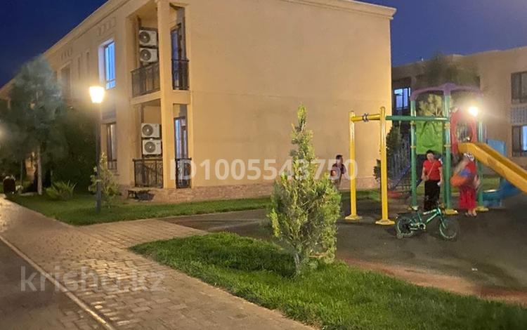 3-комнатная квартира · 75 м² · 1/2 этаж, Батырбекова 31 — Halyk за 13 500 〒 в Туркестане — фото 2