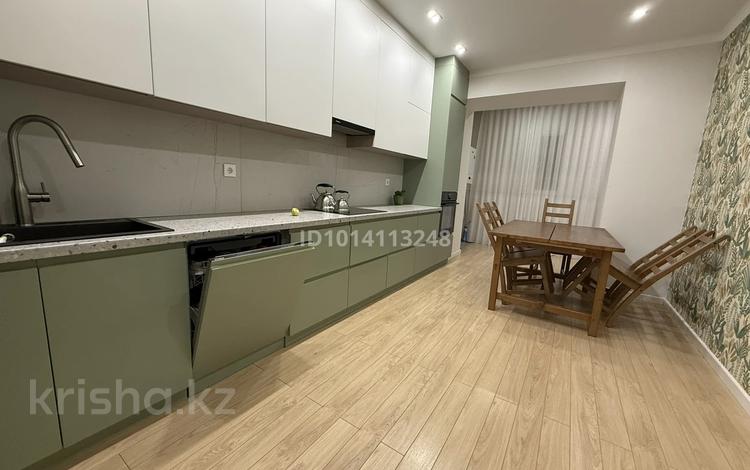 3-бөлмелі пәтер · 105 м² · 3/10 қабат, Мкр. Женис 40, бағасы: 50.7 млн ₸ в Уральске — фото 2