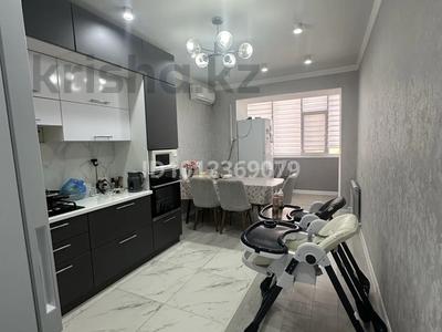 3-бөлмелі пәтер · 91 м² · 5/5 қабат, мкр Строитель 30/2, бағасы: 37 млн ₸ в Уральске