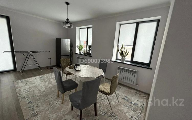 2-комнатная квартира, 70 м², 1/3 этаж помесячно, ​Герольда Бельгера 1Б