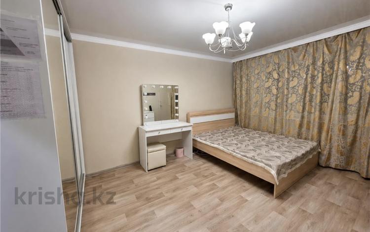 1-комнатная квартира · 38.5 м² · 7/9 этаж, мкр Юго-Восток, Карбышева за 14.5 млн ₸ в Караганде, Казыбек би р-н — фото 5