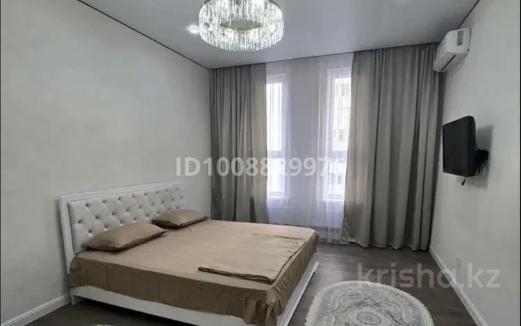 2-бөлмелі пәтер · 54 м² · 3/9 қабат, мкр 11, бағасы: 15 000 ₸ в Актобе — фото 2