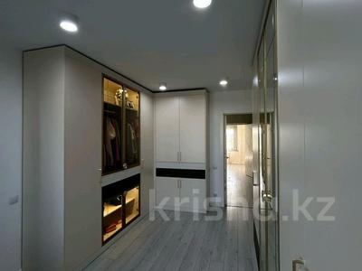 Продажа квартир в Павлодарской обл.: 5-комнатная квартира · 107 м² · 9/9 этаж, Чокина — Сатпаева за 40 млн 〒 5-комнатная квартира · 107 м² · 9/9 этаж, Чокина — Сатпаева за 40 млн 〒 в Павлодаре