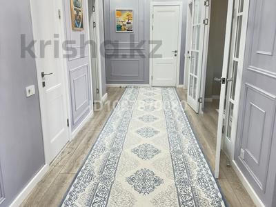 4-бөлмелі пәтер · 120 м² · 2/9 қабат, Нұрсая ш/а., Абулхайыр хана, бағасы: 71 млн ₸ в Атырау, мкр Нурсая