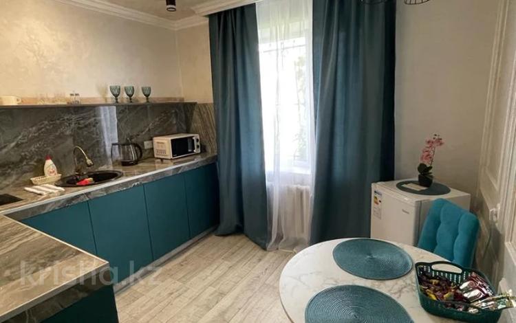 1-комнатная квартира · 35 м² · 1/9 этаж, Металлургов 26/5 за 13 000 〒 в Темиртау — фото 2