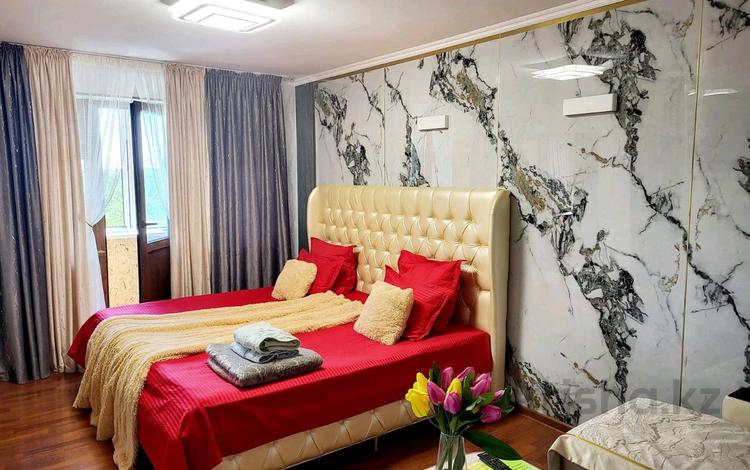 1-комнатная квартира · 35 м² · 5/5 этаж, Айбергенова 1б — ТЦ"ShimkentPlaza" за 15 000 ₸ в Шымкенте, Аль-Фарабийский р-н — фото 17