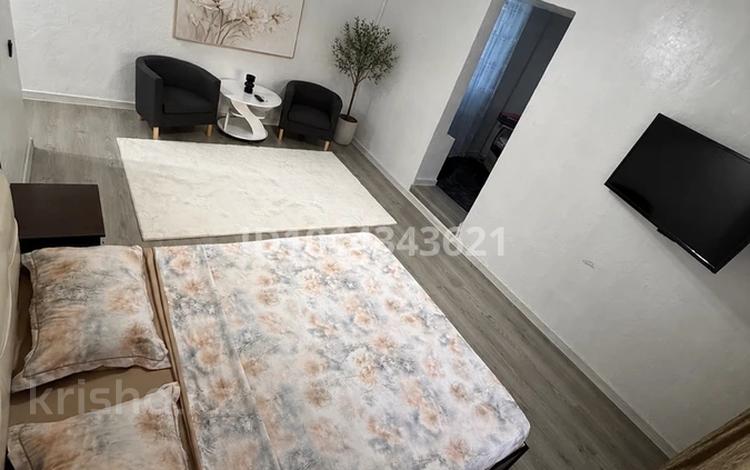1-бөлмелі пәтер · 44 м² · 2/5 қабат, 8-шағынаудан 57, бағасы: 13 000 ₸ в Шымкенте, Туран р-н — фото 2