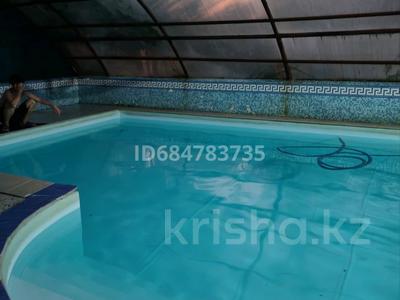 Дом · 6 комнат · 300 м², мкр Акжар, Весна-65 88 — Жандосова Карерная за 80 000 〒 в Алматы, Наурызбайский р-н