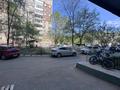 2-бөлмелі пәтер · 55 м² · 3/10 қабат, мкр Юго-Восток, 28й микрорайон 11/2 — Супермаркет Южный, бағасы: 23.5 млн ₸ в Караганде, Казыбек би р-н — фото 9