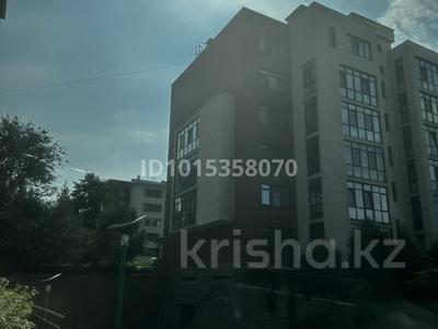 5-бөлмелі пәтер · 225.5 м² · 4/6 қабат, Рахмадиева 2/2, бағасы: 230 млн ₸ в Алматы, Бостандыкский р-н