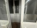 2-бөлмелі пәтер · 46 м² · 3/5 қабат, 12-шағынаудан, бағасы: 150 000 ₸ в Караганде, Алихана Бокейханова р-н — фото 4