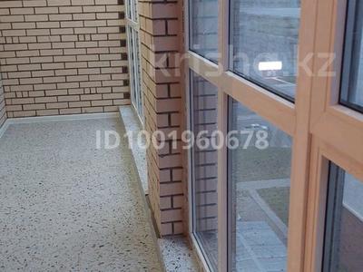 3-бөлмелі пәтер · 91 м² · 9/12 қабат, Чингиз Айтматов 60/1, бағасы: 300 000 ₸ в Астане, Есильский р-н