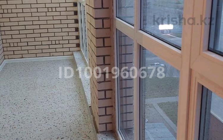 3-бөлмелі пәтер · 91 м² · 9/12 қабат, Чингиз Айтматов 60/1, бағасы: 300 000 ₸ в Астане, Есильский р-н — фото 2