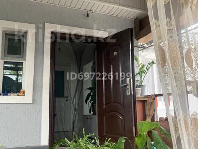 Отдельный дом · 4 комнаты · 75 м² · 4.5 сот., мкр Достык 35 — Карахан-Ф.Шариповой за 79.5 млн ₸ в Алматы, Ауэзовский р-н