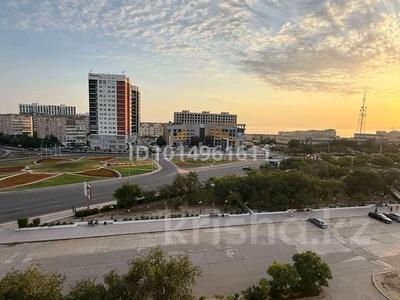 3-комнатная квартира · 120 м² · 8/9 этаж, 11-й мкр 58 за 36 млн ₸ в Актау